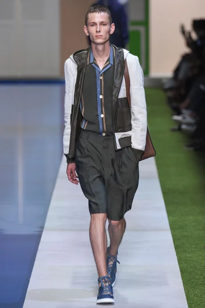 Look 42